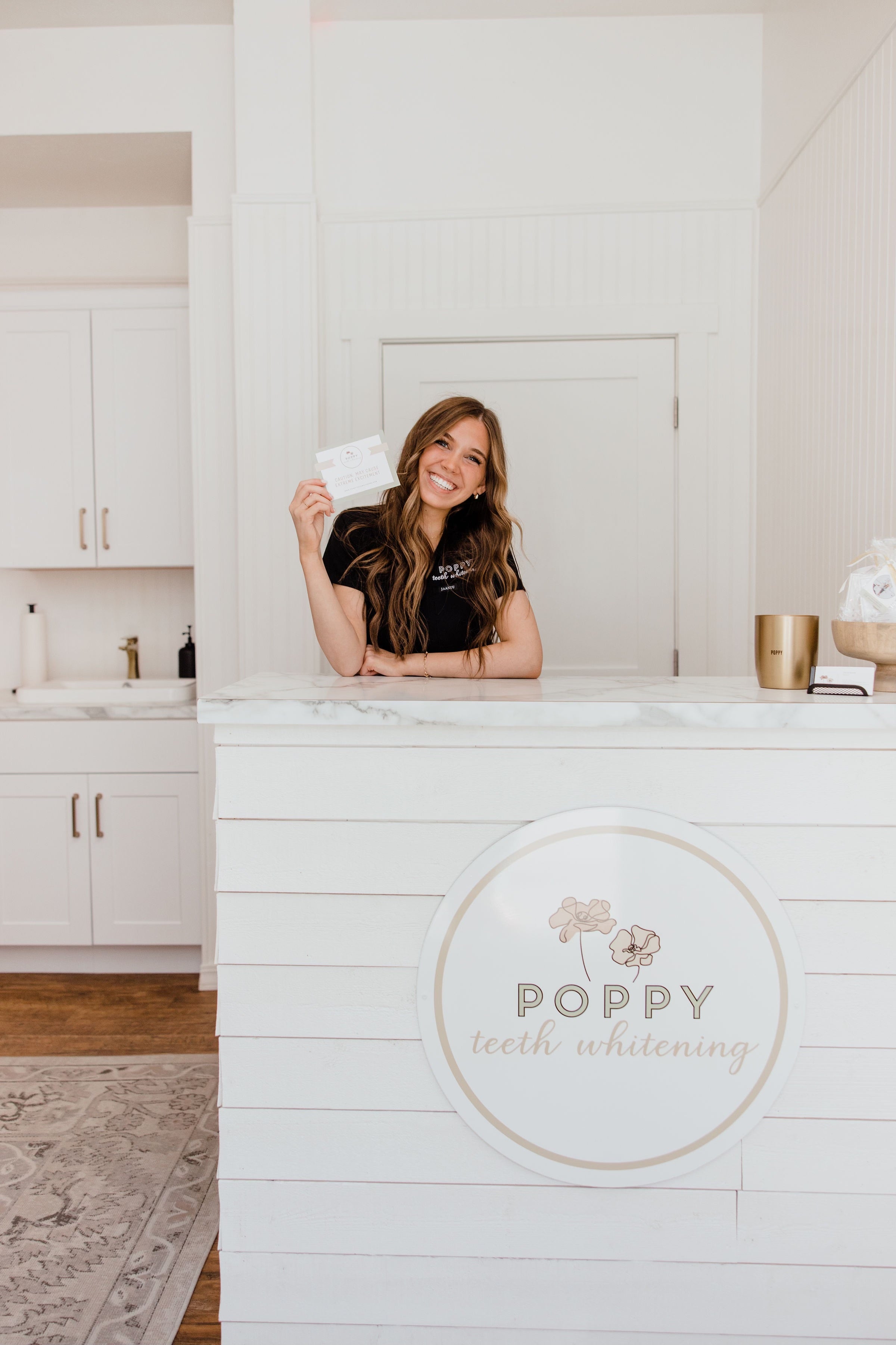 Poppy Teeth Whitening – POPPY TEETH WHITENING